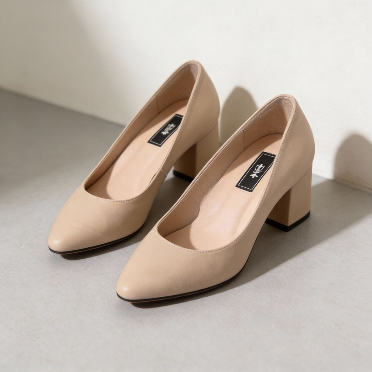 Safa Heels in Nude