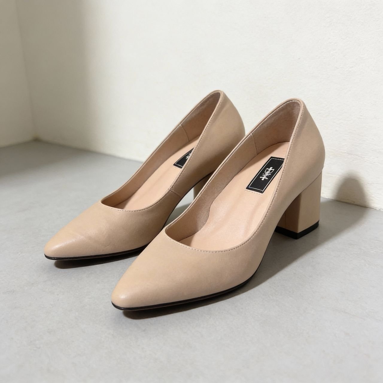 Safa Heels in Nude