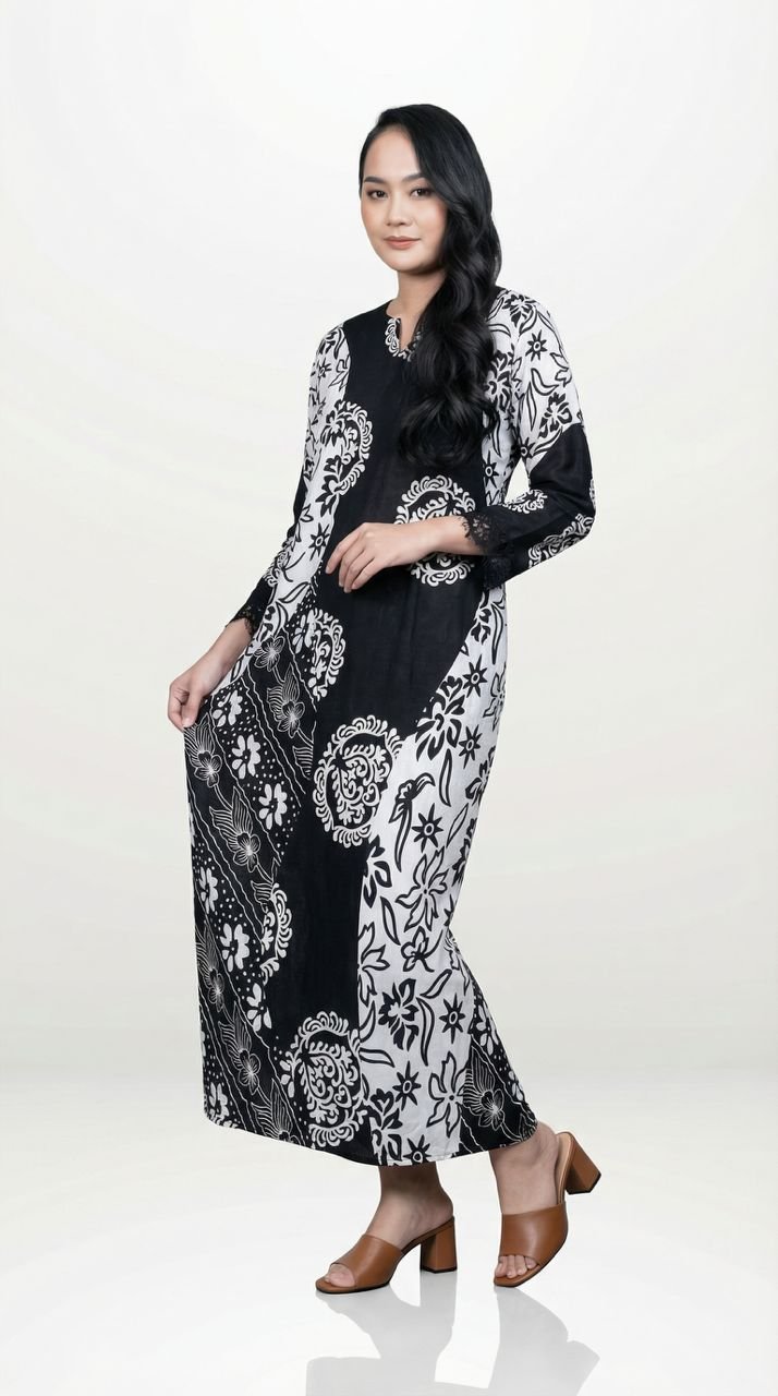 Warda Batik Caftan Dress in Aurora Black