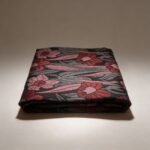 Safir Sampin in Red Black