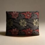 Utbah Sampin in Black Red