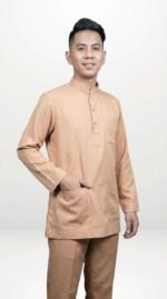Yusha Baju Melayu in Buff Brown