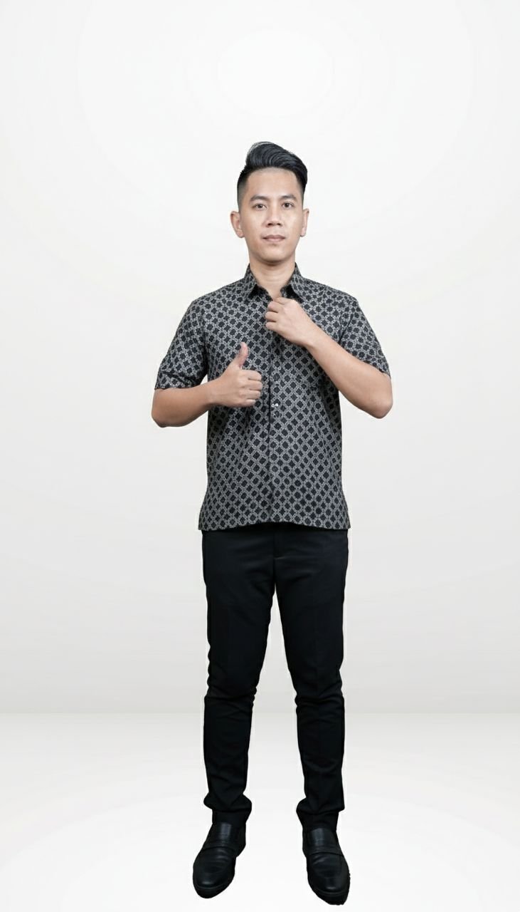 Ezzan Modern Batik Shirt in Jet Black