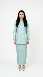 Dahlia Modern Kurung in Arctic Blue